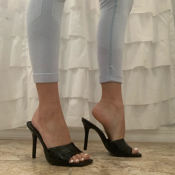 Steve madden signal heels Clearance